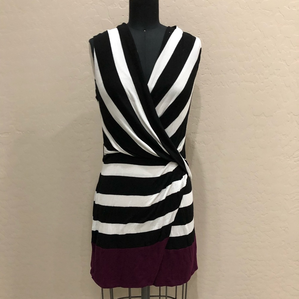 White House black market women’s mini dress